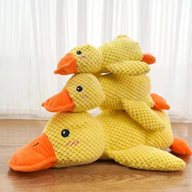 El Pato del Reino — Juguete de Peluche Interactivo para Perros 🦆⚔️
